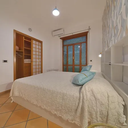 Domus Mariposa Appartement *